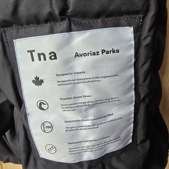 Aritzia TNA Avoriaz Parka Goose Down
Water Wind Proof Winter Jacket
Womens XL - Picture 12 of 16